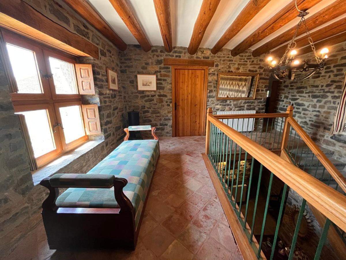 La Abadia Vendégház Coscojuela de Sobrarbe Kültér fotó